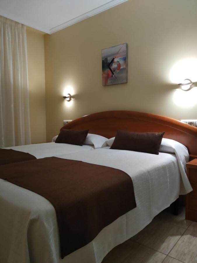 Hostal Stella Del Mare Камариньяс Экстерьер фото