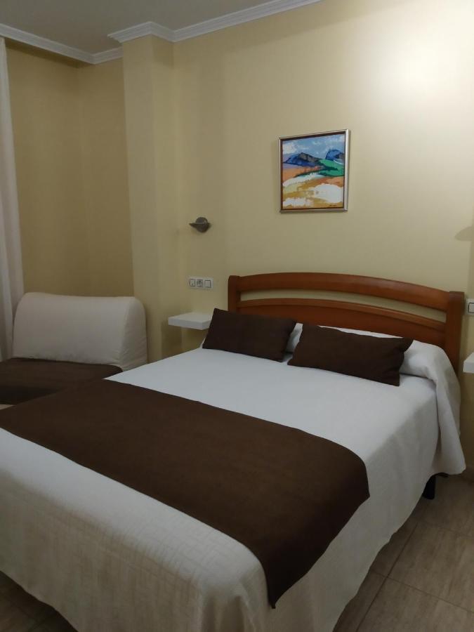 Hostal Stella Del Mare Камариньяс Экстерьер фото
