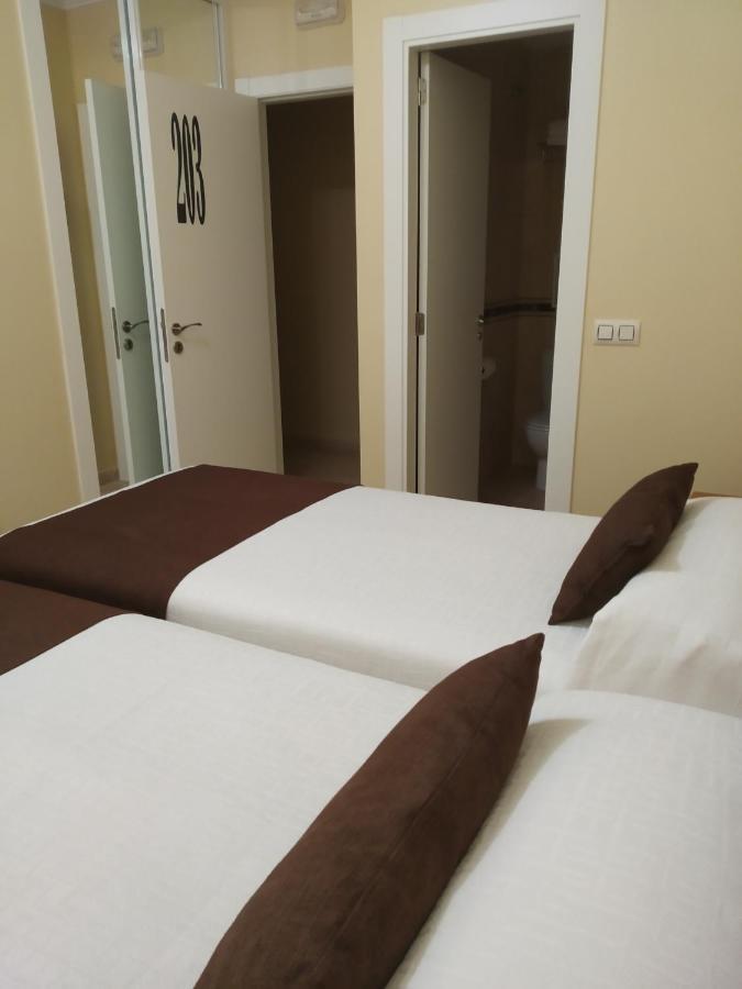 Hostal Stella Del Mare Камариньяс Экстерьер фото